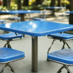 Las mesas de parque son esenciales para crear espacios de diversión. Ayudan a que la gente se reúna y disfrute del aire libre. Con una buena mesa, las familias pueden comer, jugar o hablar. También son perfectas para actividades comunitarias. Las mesas fomentan la unión y la alegría. Ya sea para un picnic o una reunión, son un gran recurso.